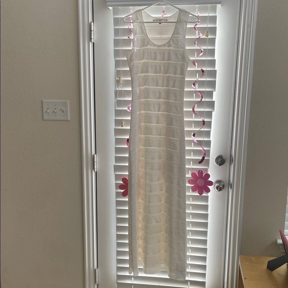 Max Studio White Tier Sleeveless Maxi Dress M